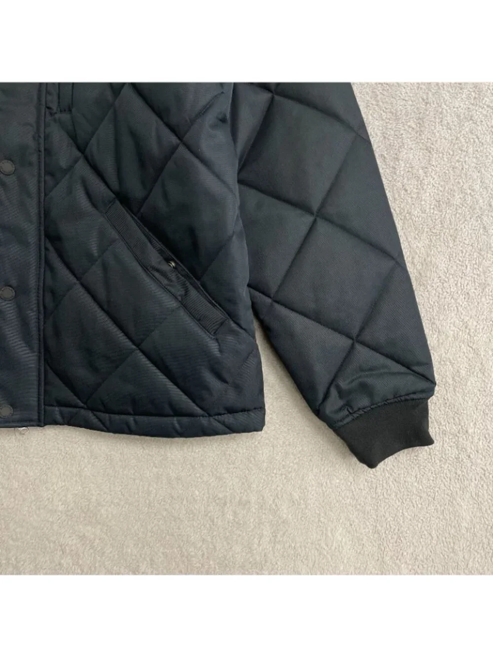 Banana Republic Men's Quilted Bomber Jacket L Black Polyester Button front N1409